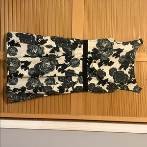 Black and White Floral Dress with Pockets